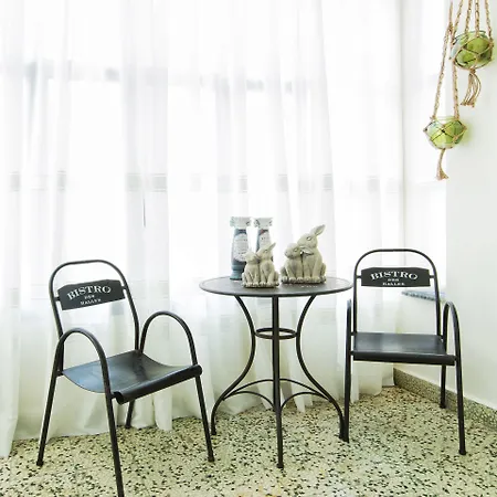 Classic Ouziel Nyaraló