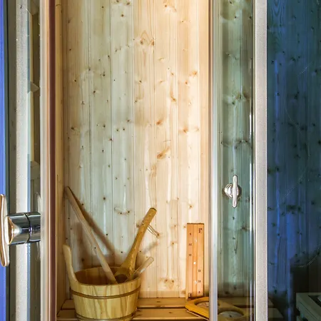 Classic Ouziel Nyaraló *